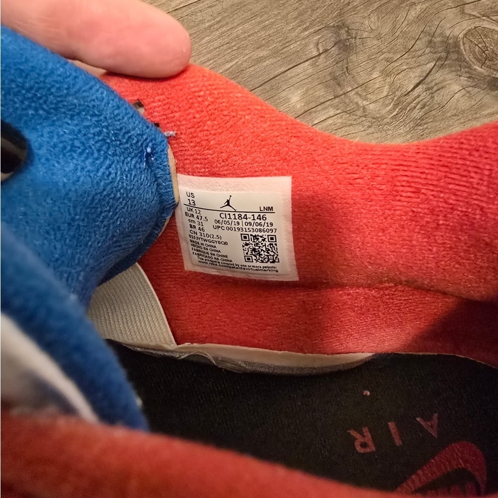 Air Jordan Retro 4 SE What The 4 Sneakers. Great condition!! - Picture 2 of 10